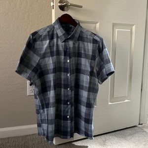 Perry Ellis - Short Sleeve Button Up